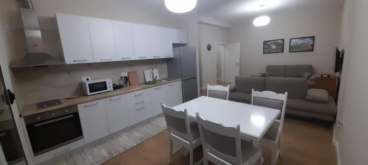 Odri Apartment Vlorë Екстериор снимка